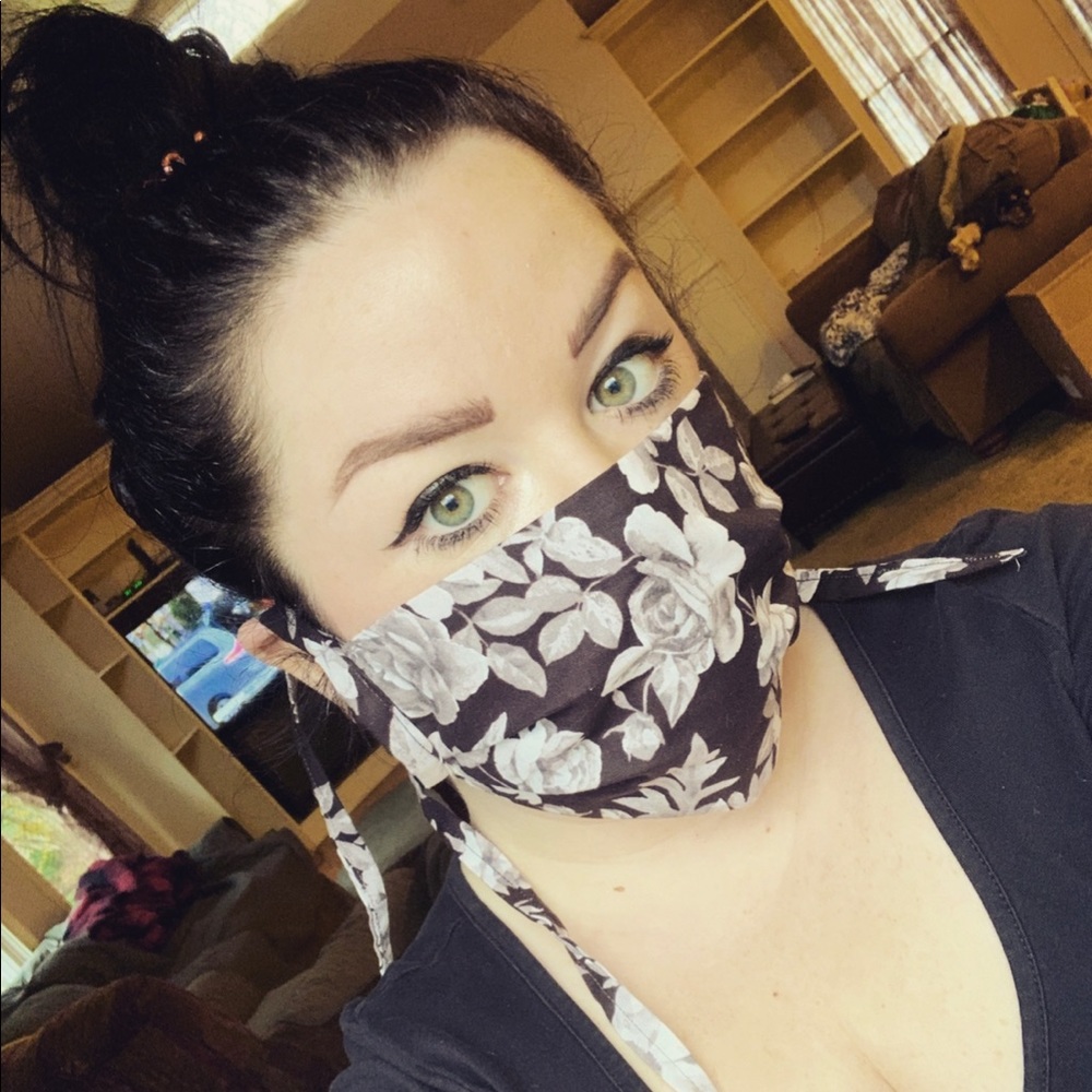 Metallic rainbow mask - Picture 2 of 2